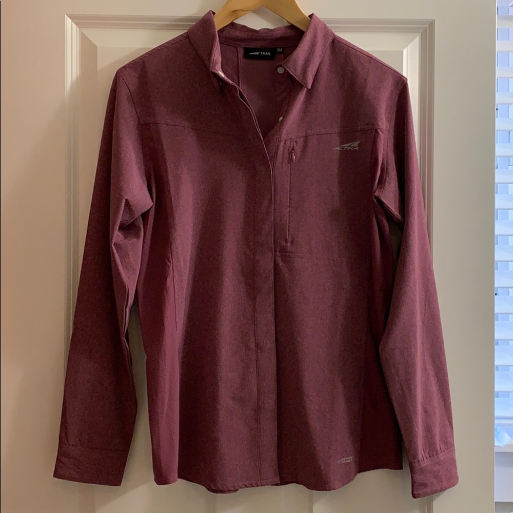 Altra Trail Running Button Up Shirt